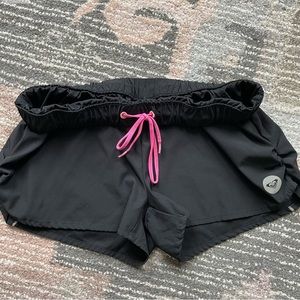 Roxy active shorts